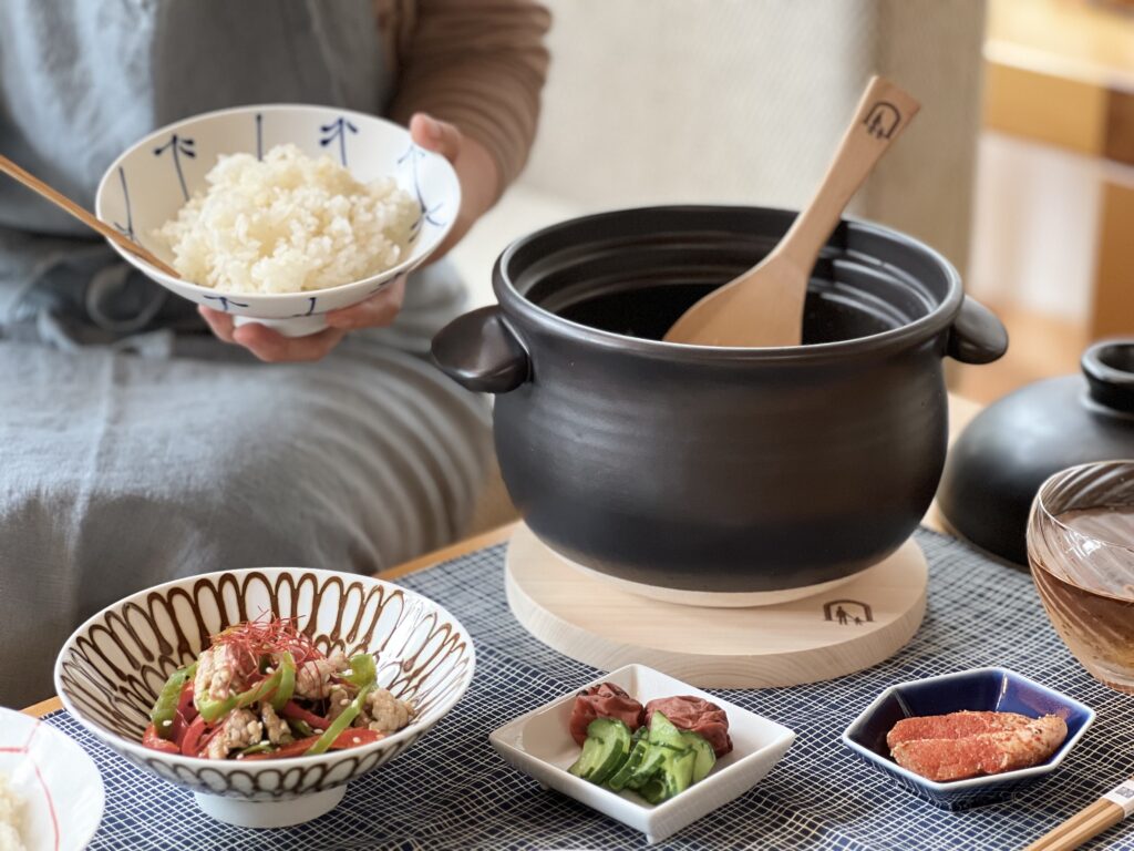 たいせい窯の土鍋でごはんを炊けばふっくらもっちり食感♪コンパクトな